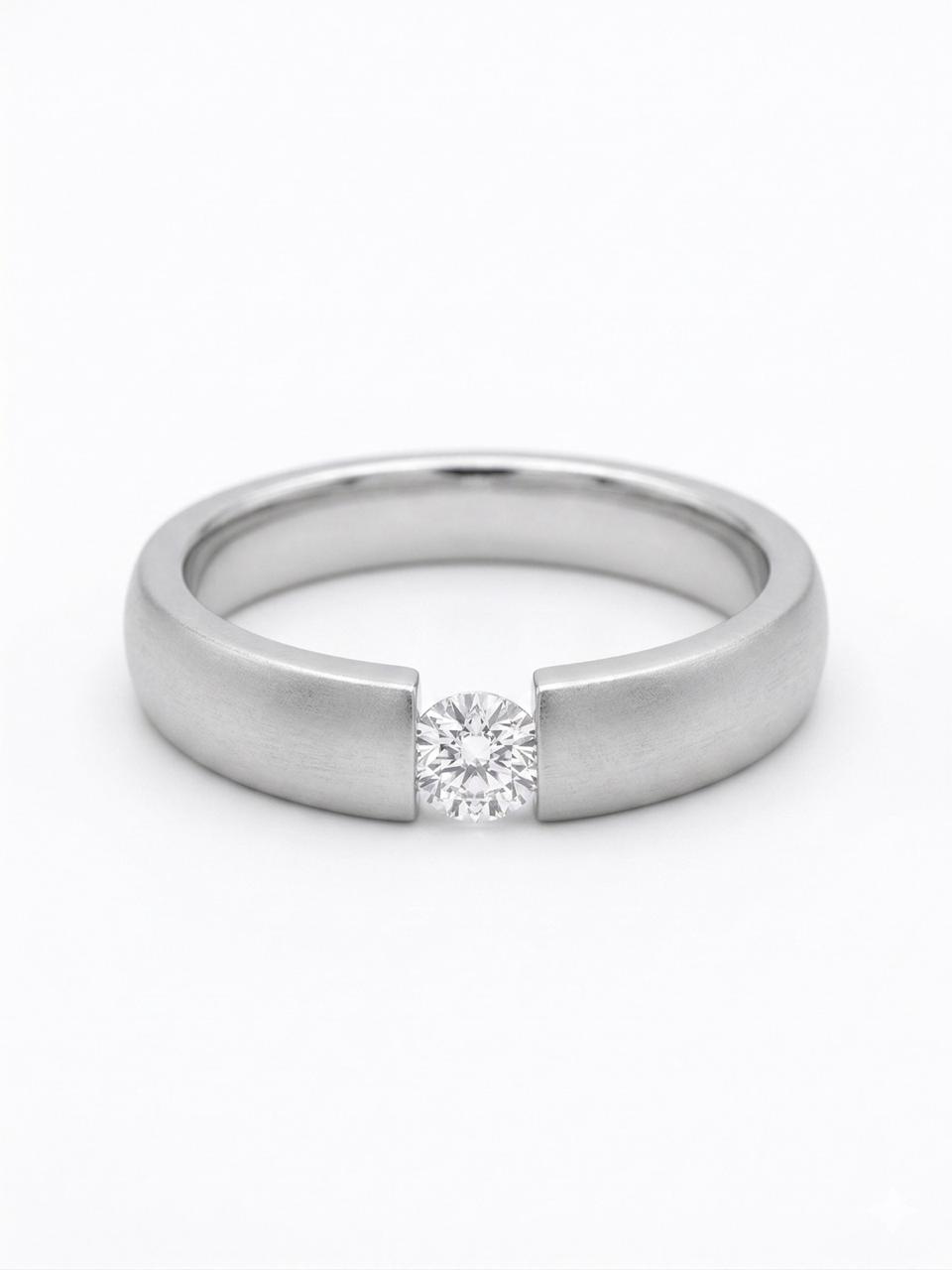 DIAMOND LADY RING